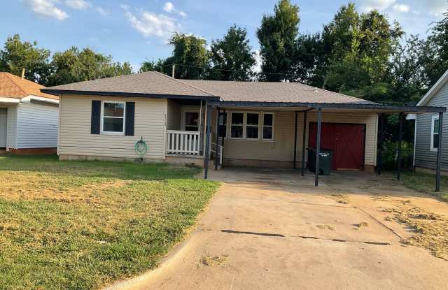 Four bedroom home - 4712 Southeast 18th Street, Del City, OK 73115