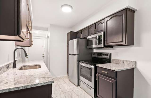 3034 Forest Creek Court photos photos