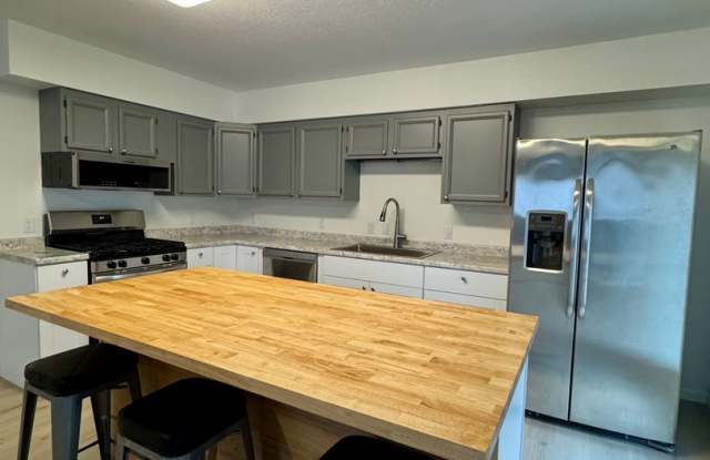 LONG TERM RENTAL IN SOLDOTNA Gallery 3