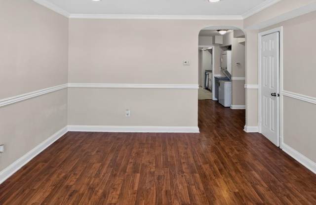 1255 MEIGS Place NE Gallery 4