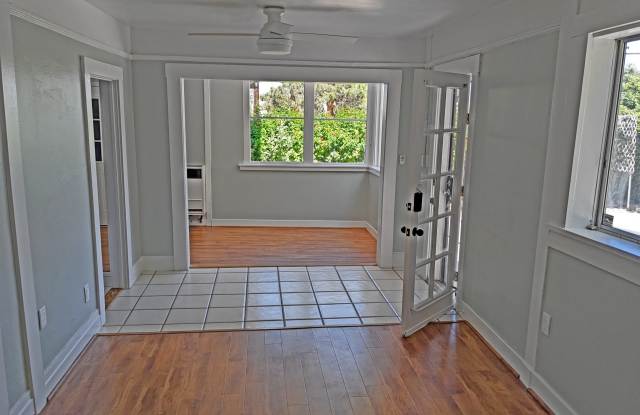 4125 Georgia Street - 4127 photos photos