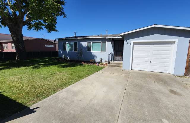 423 N N St photos photos