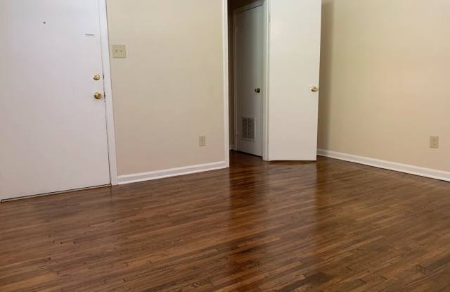 Awesome Duplex for Rent!!! Gallery 4
