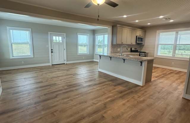 12201 Emshoff Road Gallery 3