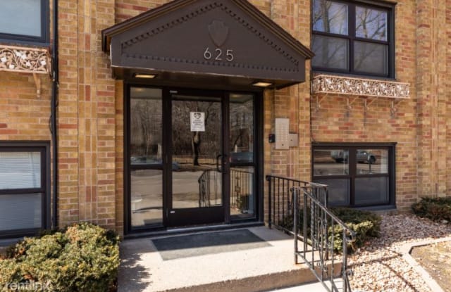 625 Cleveland Ave S - 625 Cleveland Ave S, St. Paul, MN 55116