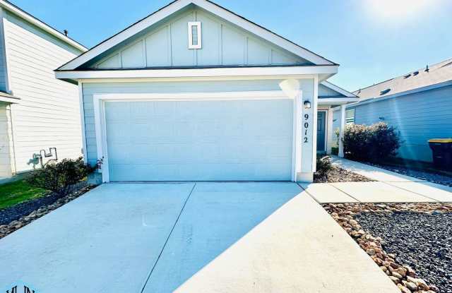 Charming 4-Bedroom Home in Knox Ridge – Spacious, Stylish, and Move-In Ready! - 9012 Sumners Wise, Bexar County, TX 78109