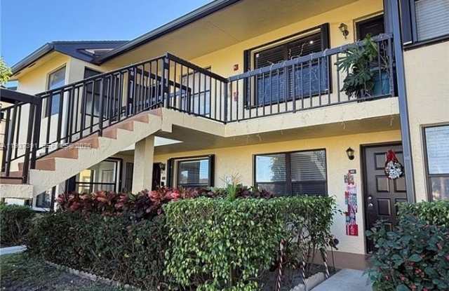 4712 E Lucerne Lakes Blvd E photos photos