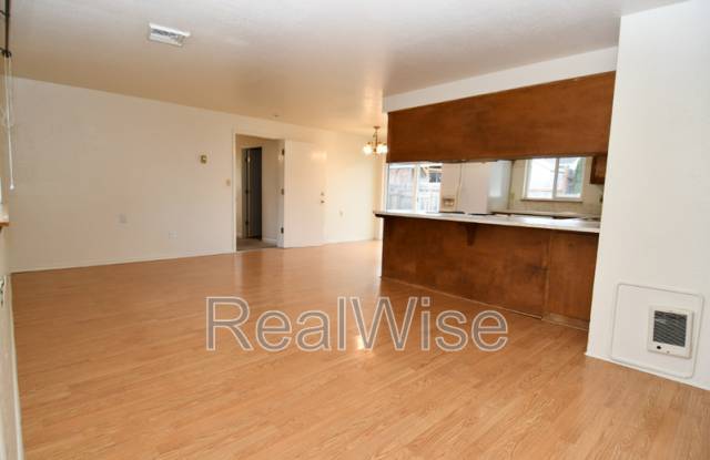 187 Georginna Dr Gallery 2