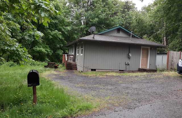 Shorecrest Beach Club Home- 3 bedrooms 1 bath in Shelton photos photos