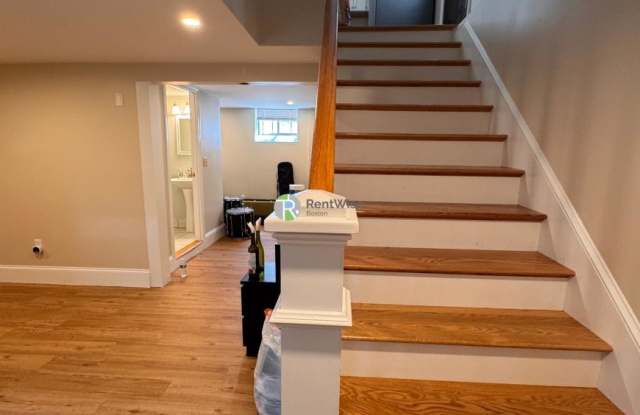 46 Bromfield Rd. Gallery 1