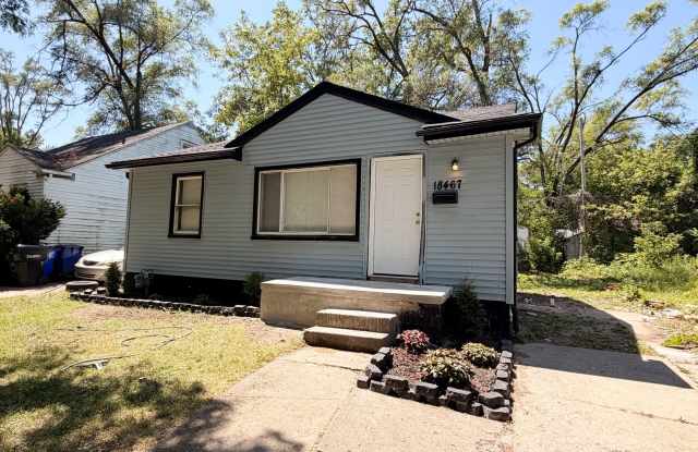 18467 Evergreen Road Gallery 2