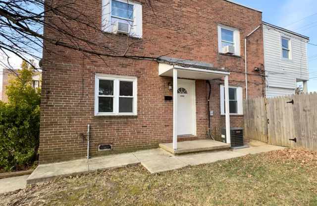 3 Bedroom/1 Bathroom Apartment in Parkville, MD-ALL UTILITIES INCLUDED!!! photos photos