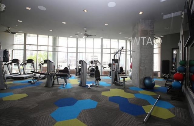 615 W 7TH ST - 615 West 7th Street, Austin, TX 78701