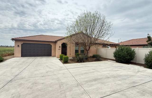Fully Furnished Short or Long Term Modern Home photos photos