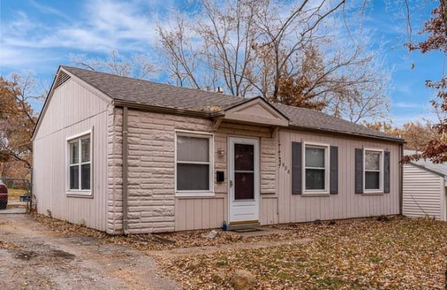 4906 Crest Drive - 4906 Crest Drive, Kansas City, KS 66106