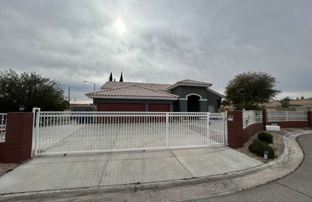 ELEGANT-MODERN 4BEDROOM, 2.5BATH photos photos