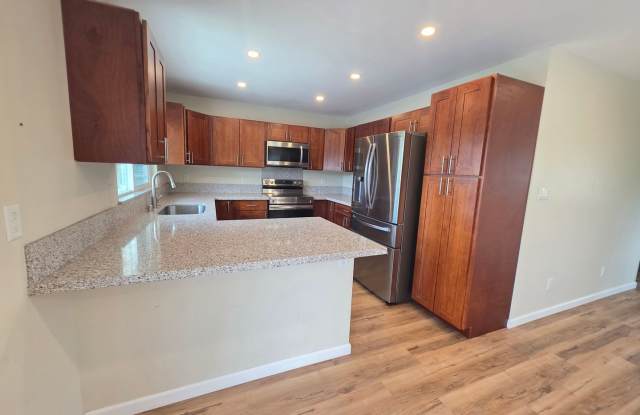 AVAILABLE NOW! 2 bed, 2 bath, 2 tandem parking photos photos