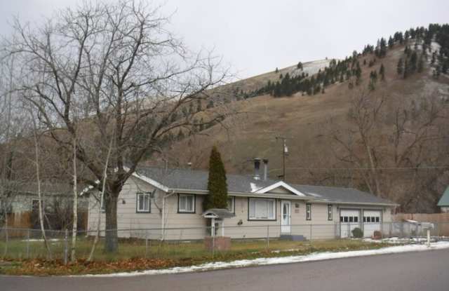 556 Montana Avenue photos photos