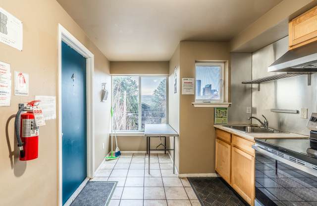 Solana Apodment Homes | International District Gallery 2