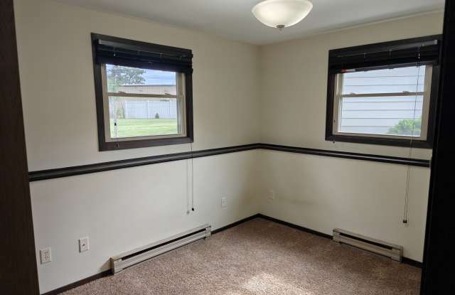 3693 Robert Place Gallery 1