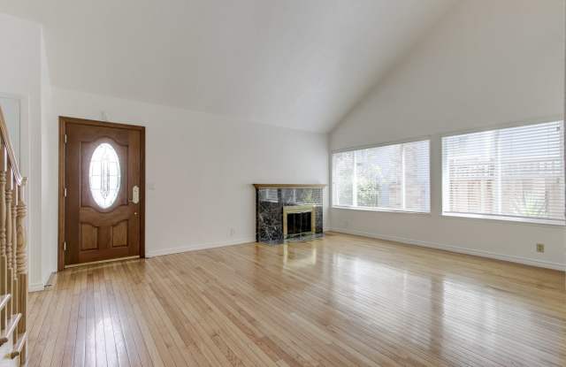4371 Dulcey Dr Gallery 4