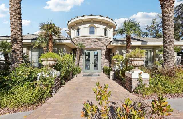 Adiamo photos photos Adiamo photos photos