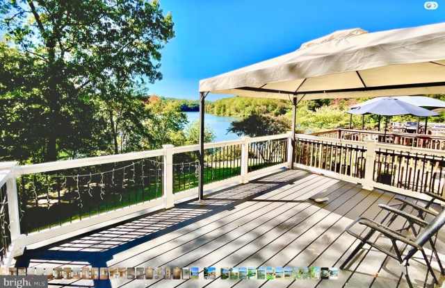 20140 TIMBER OAK LN #181 Gallery 1