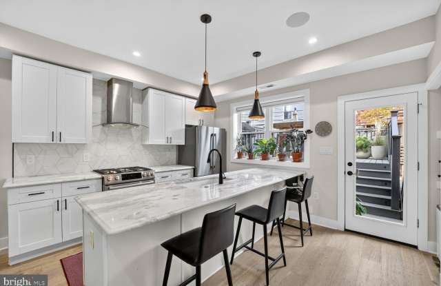 146 U Street NE photos photos