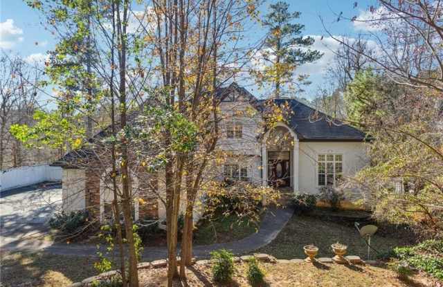 170 Boulder Drive Gallery 2