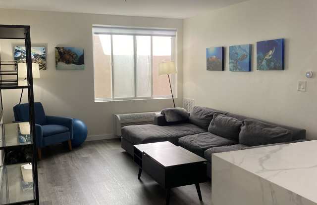 1435 India Street - 1Unit 414 Gallery 2
