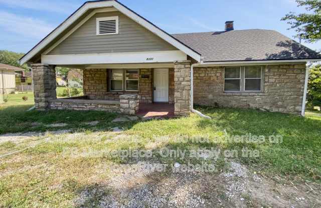 8301 E 55th St photos photos