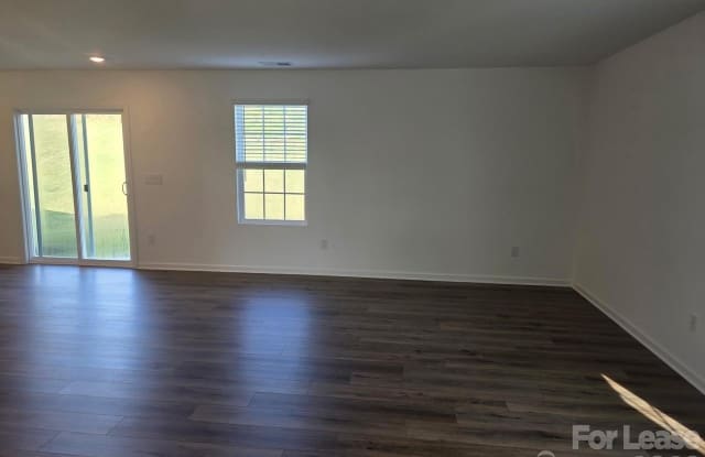 712 Espresso Drive Gallery 2