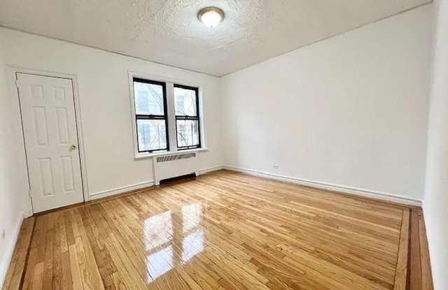 1068 Ward Avenue Gallery 2