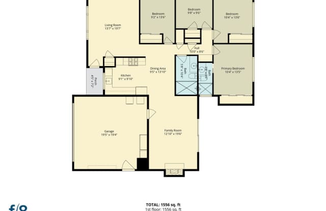 Charming single-level ranch with bright updated bathroom and shady yard Gallery 3