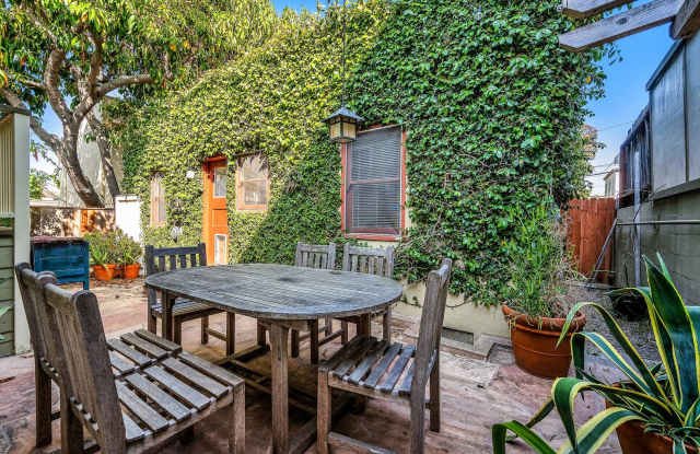 Santa Monica living at its best! photos photos