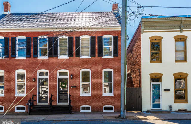 6 W 4TH STREET - 6 West 4th Street, Frederick, MD 21701