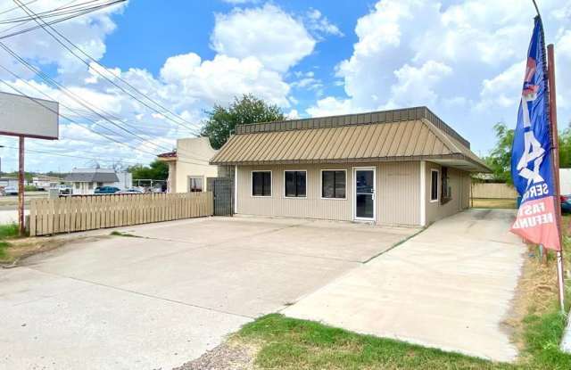 2488 Del Rio Blvd - 2488 Del Rio Boulevard, Fabrica, TX 78852