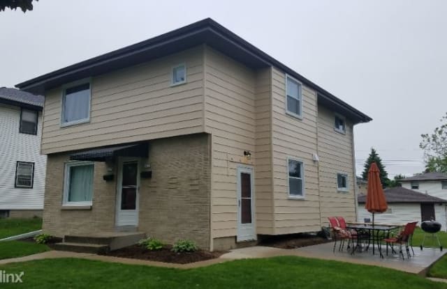 9031 W Crawford Ave Lower - 9031 West Crawford Avenue, Milwaukee, WI 53228