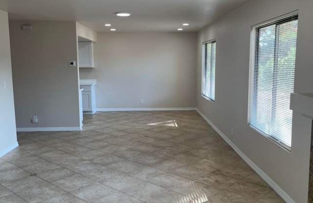 Gorgeous Fully Remodeled 3 Bd. 2.5Ba Condo Located in Convenient Hancock Village - 1236 Estes Drive, Santa Maria, CA 93454