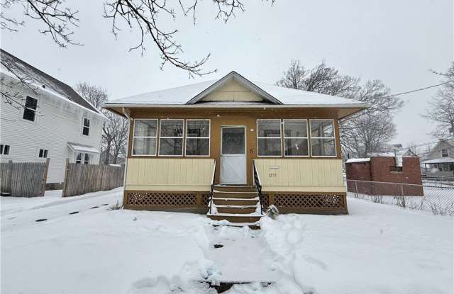 1253 California Avenue photos photos