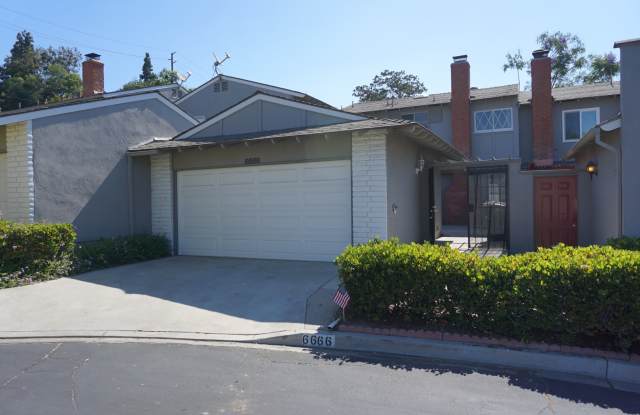 Nicely Upgraded 4 Bed 2.5 Bath Yorba Linda Townhome Gallery 1