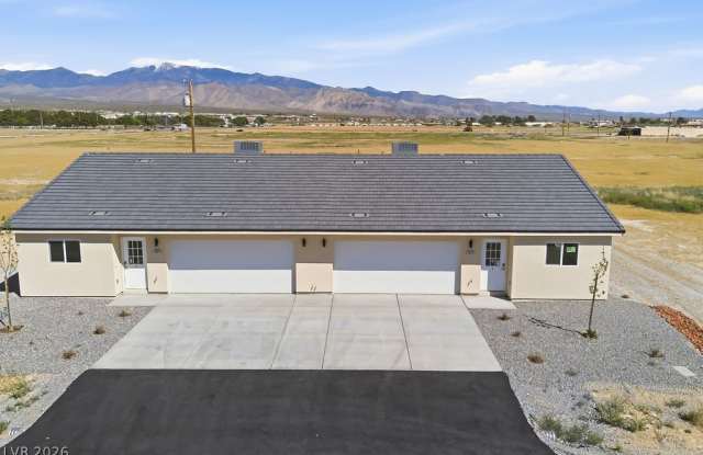 1641 S Pershing Avenue photos photos