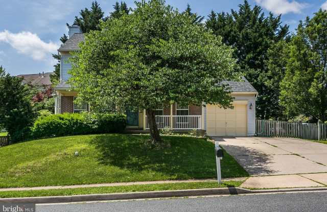 9801 HICKORYHURST DRIVE Gallery 3