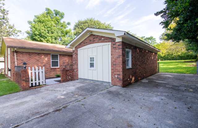 4527 Dewey Drive Gallery 3