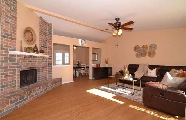 4236 Driscoll Drive Gallery 2