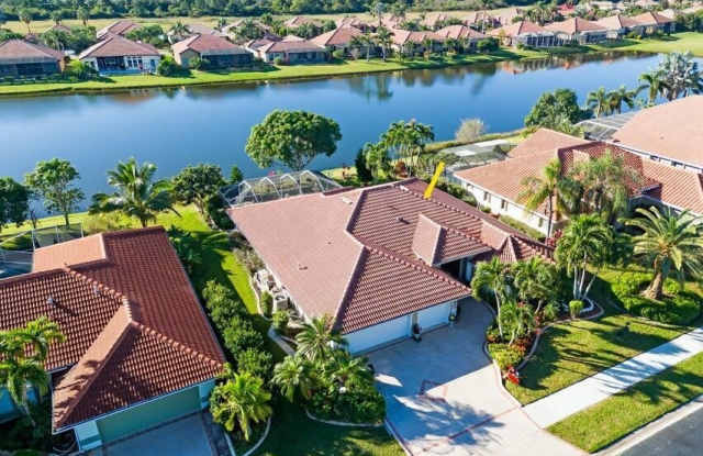 1268 SW Briarwood Drive Gallery 2