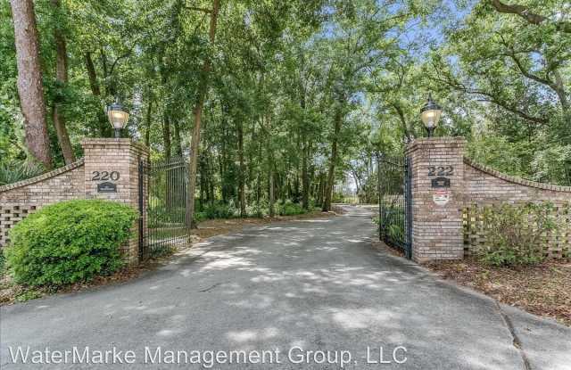 222 University Boulevard N., #3 Gallery 3
