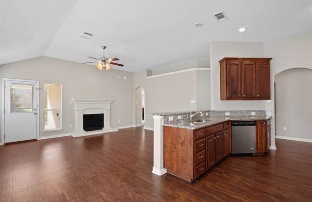 216 Spring Hollow Drive Gallery 4