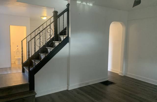 525 Sunnyside Avenue photos photos