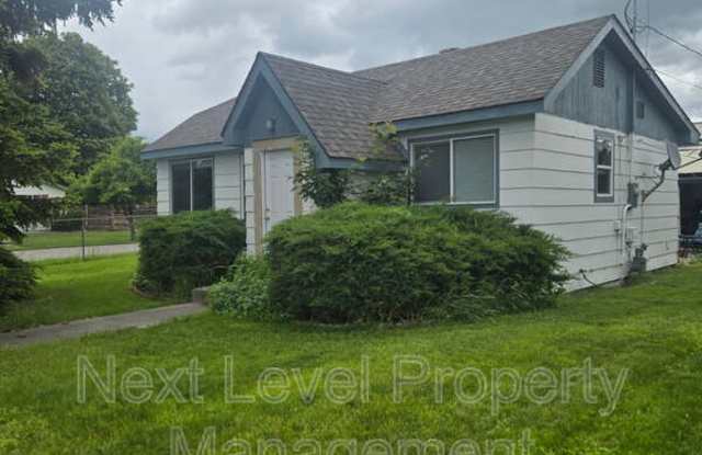 1003 6th Avenue West photos photos